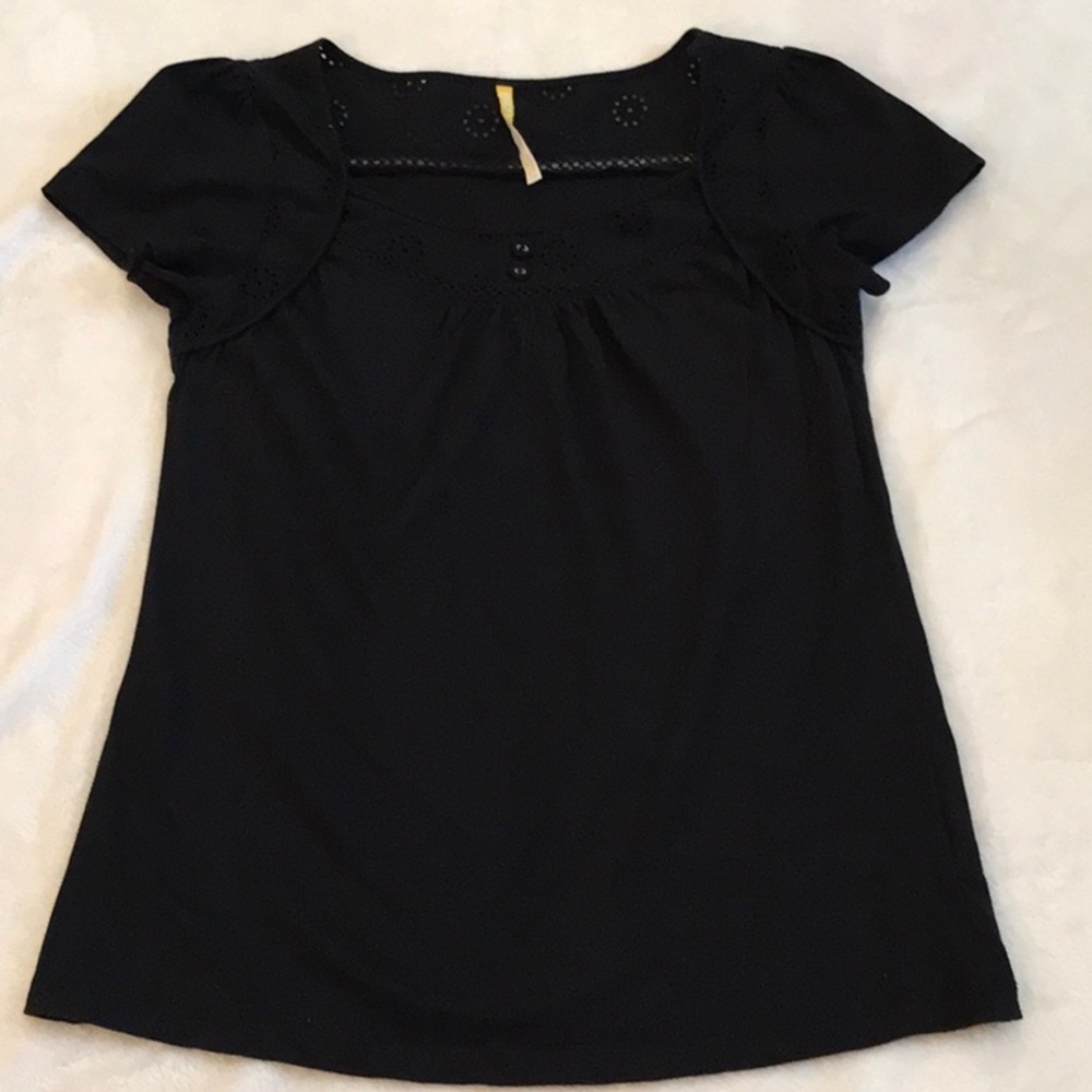 Lole Top w/ eyelets